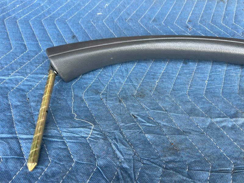 1999-2002 Chevy Silverado GM 1500 2500 Passenger Grab Bar Handle OEM #1800CN
