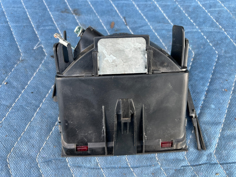 1986-1993 Volvo 240 244 Sedan Rear Center Third Brake Light Assembly OEM #4201EM