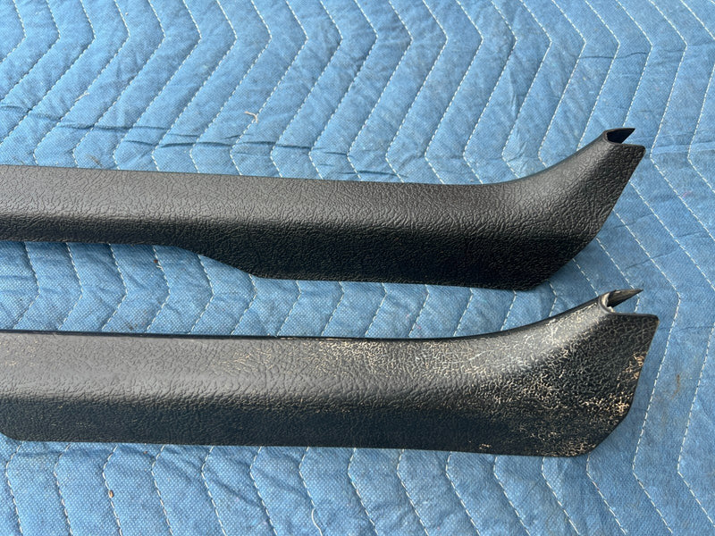 1986-1993 Volvo 240 244 245 Front LH & RH Door Sill Scuff Plate Trim OEM #4068EM