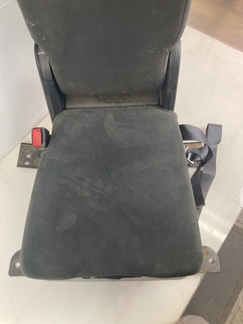 2014-2019 Chevrolet Silverado 1500 2500 3500 Center Console Seat Front #5601M