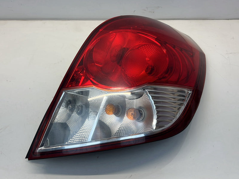 2012 Chevrolet Captiva Sport - Tail Light Pair PN: 4157NAK