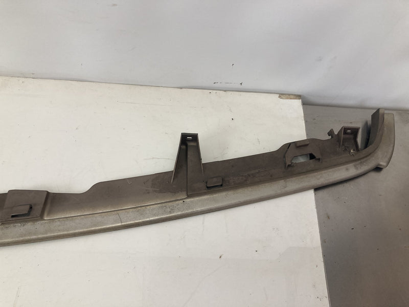 1995-1998 Chevrolet Silverado 2500 GMT400 Bumper Trim 159973413 OEM