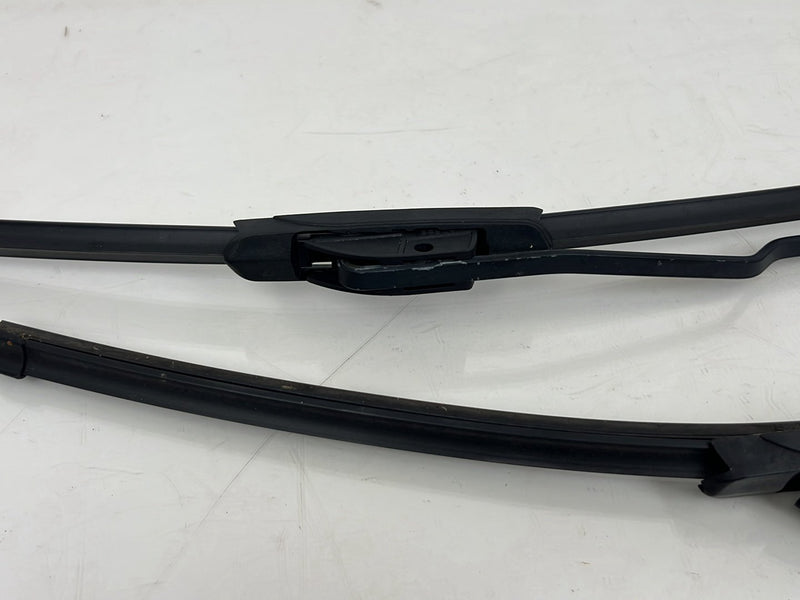 2004-2007 Volvo S60R V70R Front Left & Right Windshield Wiper Arm Pair OEM #5820EM