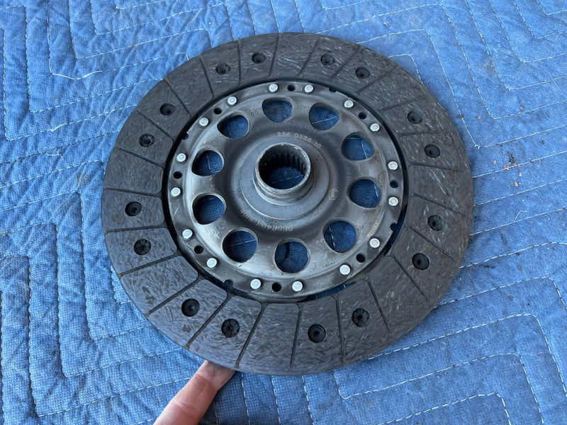 2000-2005 BMW 330xi 325xi E46 Flywheel & Clutch Assembly Manual Trans OE #4839EM