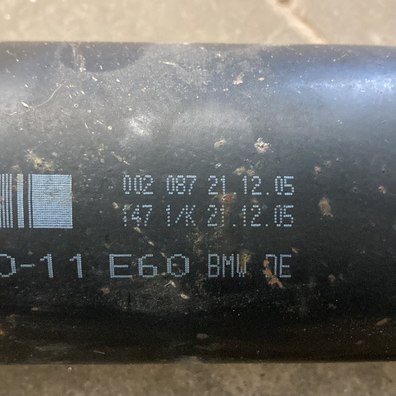 2003-2007 BMW 545i E60 Driveshaft Automatic ZF 7526165 2282720-11 OEM #4957M