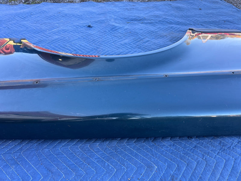 1986-1993 Volvo 240 244 Sedan Front Passenger Right Fender Blue Green OE #4291EM