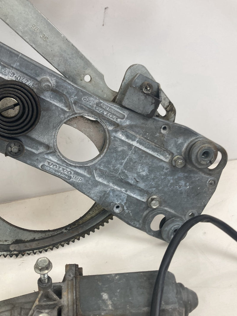 1986-93 Volvo 240 244 Window Regulator Passenger Front Bosch 1315020 OEM #4875M