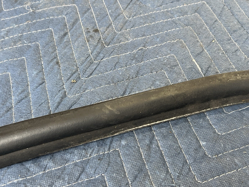1998-2000 Volvo V70R V70 S70 Cowl To Hood Seal Weather Stripping OEM #4121E