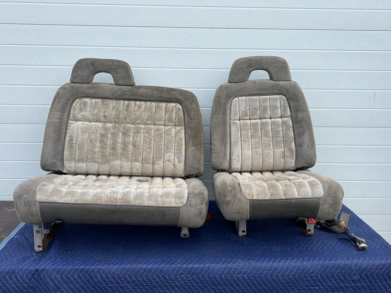 Chevrolet Silverado - Front Seat PN: 22045-1