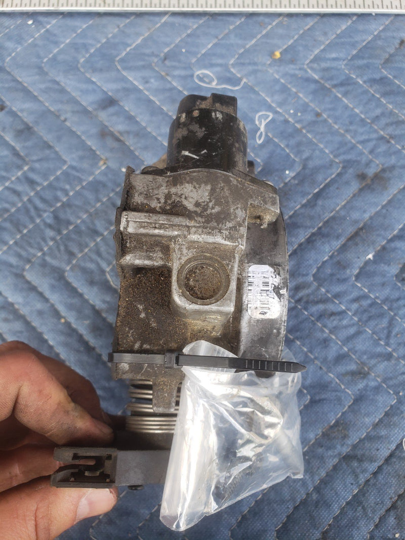 2000-2005 Chevy Impala Throttle Body Valve Assembly OEM #2169CN