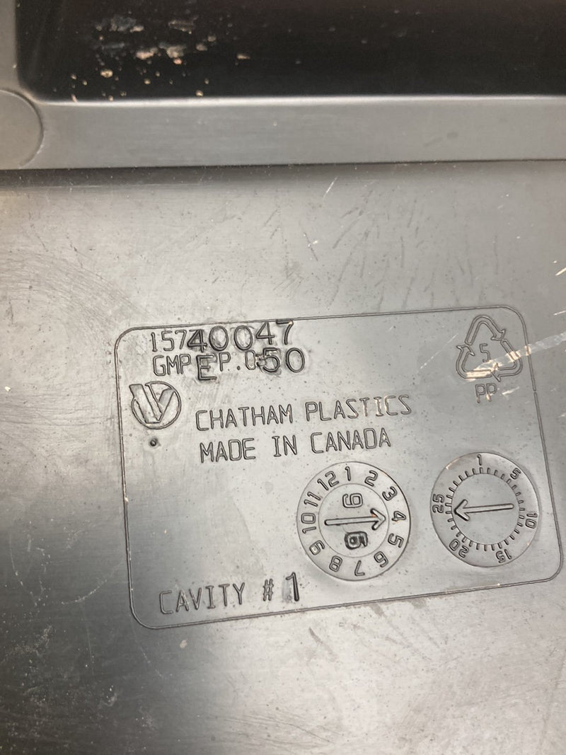 1996 Chevrolet Silverado GMT800 - Storage Box PN: 15740047 1573696