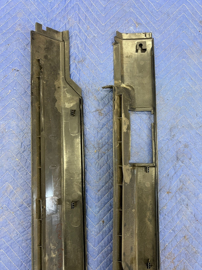 1992-1995 Volvo 940 740 L & R 3rd Row Ceiling Overhead Headliner Trim OE #3197EM