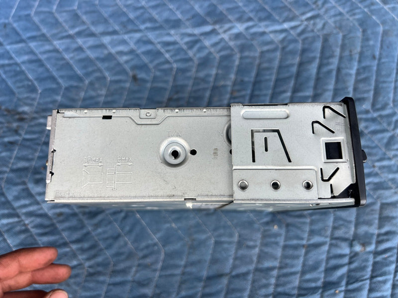 1985-1992 Volkswagen Golf Radio Sony Stereo AM FM CD Player OEM