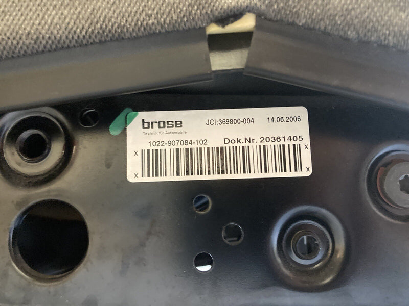 2005-2007 Volvo S60R S60 V70R Front Seat Driver Left Power 30734313 OEM #1285M