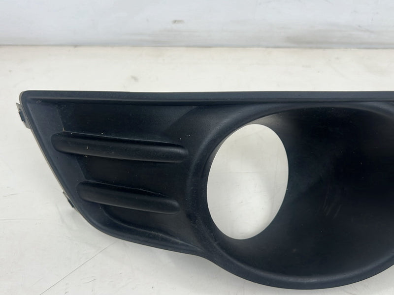 2010-2013 Suzuki SX4 Front Bumper Fog Light Bezel Surround Trim Pair OEM #6361EM