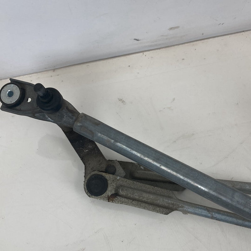 2007-2014 Chevrolet Silverado GMT900 Windshield Wiper Linkage Motor OEM #5339M