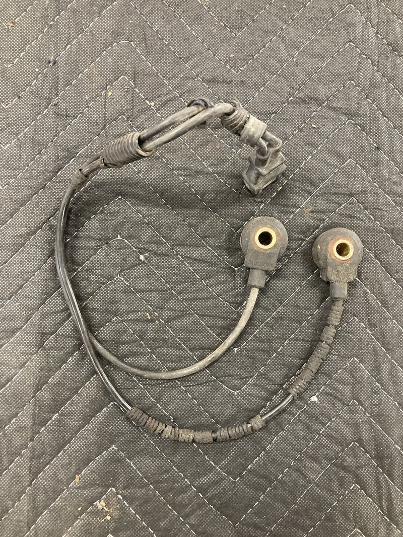 1998-2000 Volvo V70R V70 C70 S70 LH Knock Sensor 0261231121 Turbo 5cyl OEM #333M