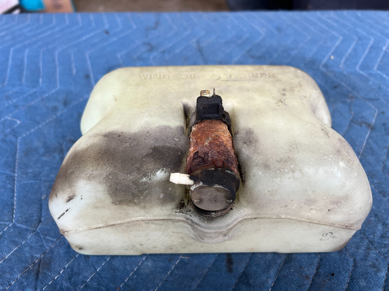 1985-1988 Suzuki Samurai SJ413 Windshield Washer Fluid Tank 060351 OEM #2322CN