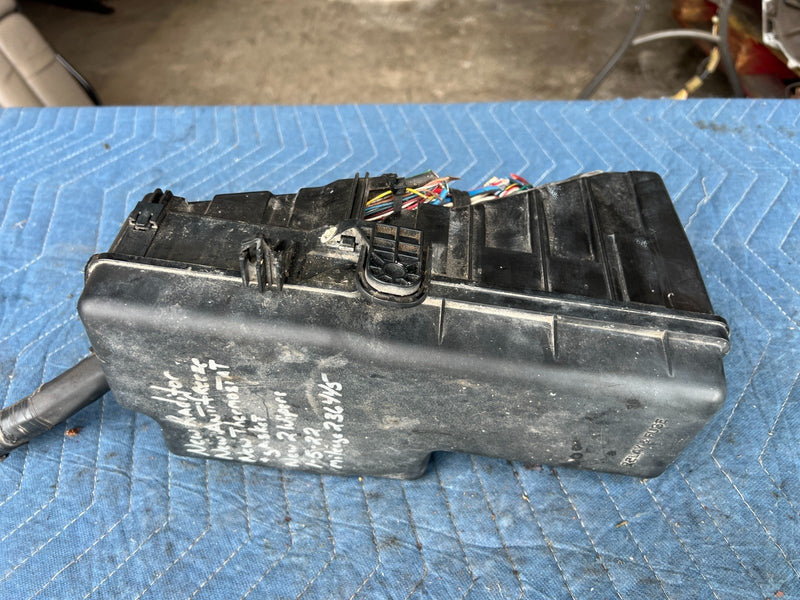 2002-2006 Toyota Camry Engine Fuse Relay Junction Module Box Assembly OEM #128DU