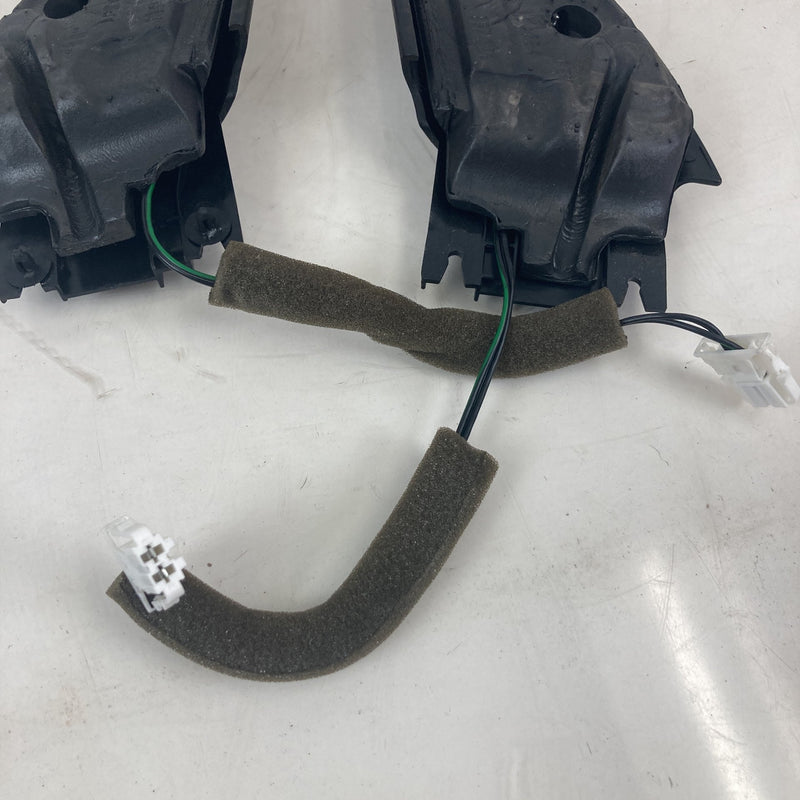2001-2005 Volkswagen VW Passat Corner Door Trim LH RH Tweeter #5504M