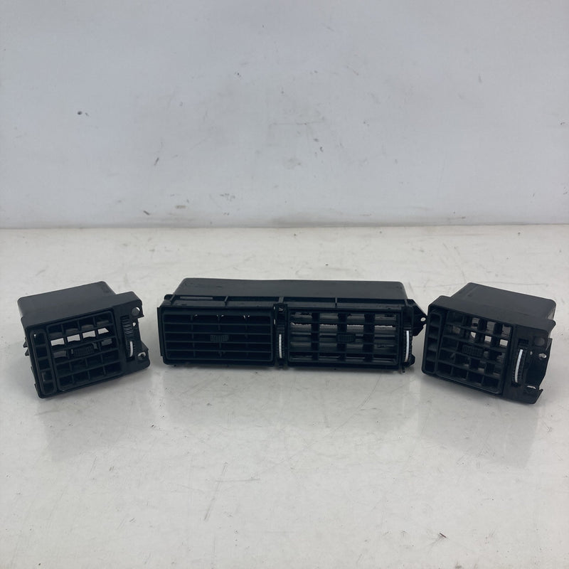 1981-1985 Volvo 240 245 Dash Vent Set LH RH 1259088 OEM