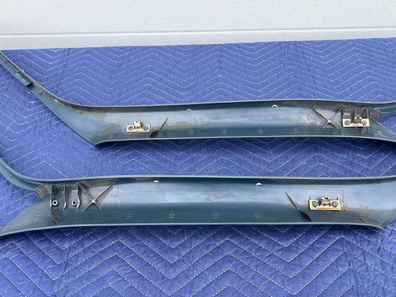 Chevrolet Silverado - A Pillar Trim PN: 15574146 15574145