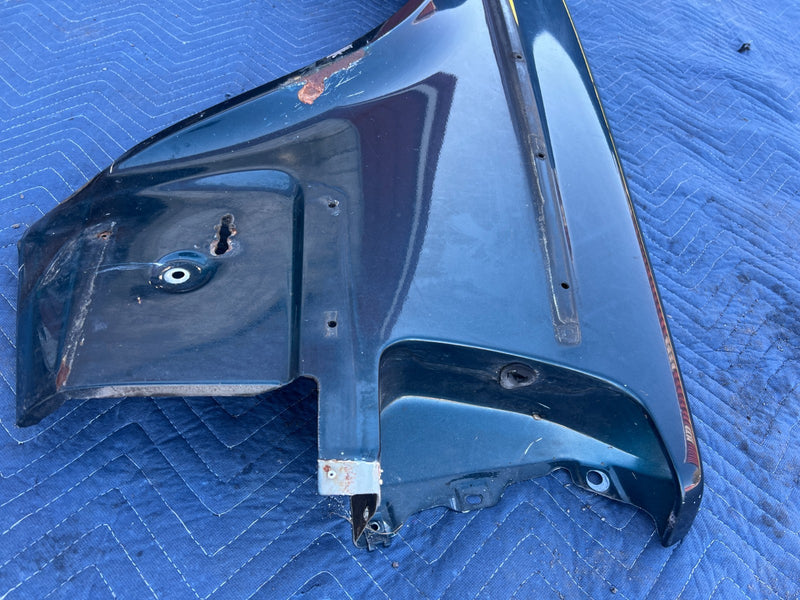 1986-1993 Volvo 240 244 Sedan Front Passenger Right Fender Blue Green OE #4291EM