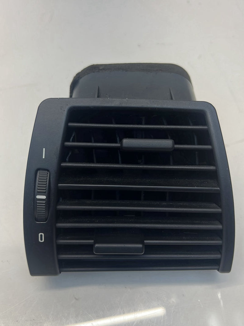 2006 BMW X5 E53 - Dash Vent Set PN: 64228402215 64228402216 64228402221 8409081