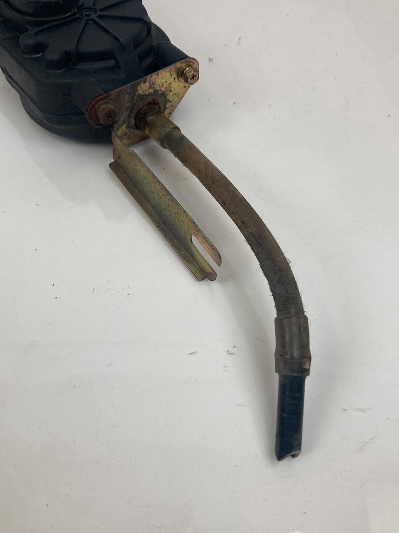 1992 Volvo 940 944 - Antenna PN: 3533343-1