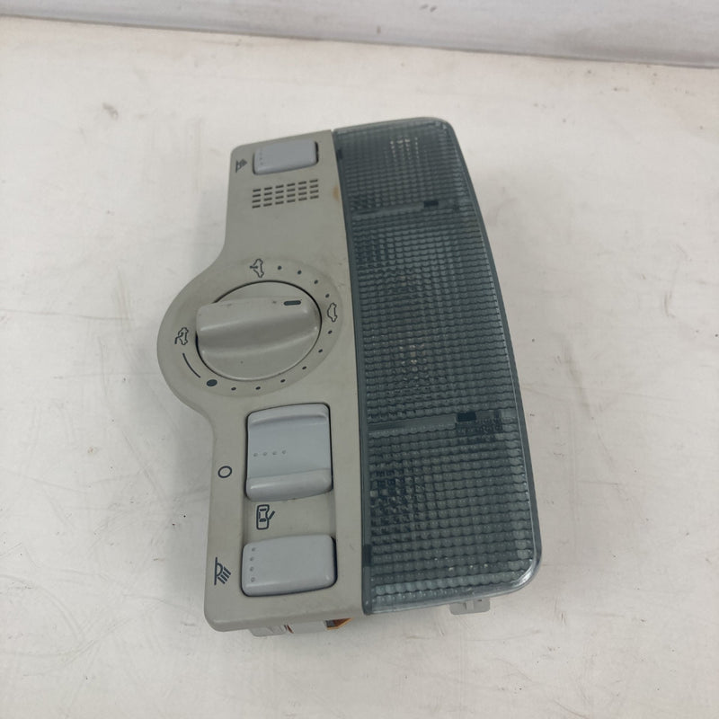 2001-2005 Volkswagen Passat Dome Light Front Sun Roof Switch OEM #5495M
