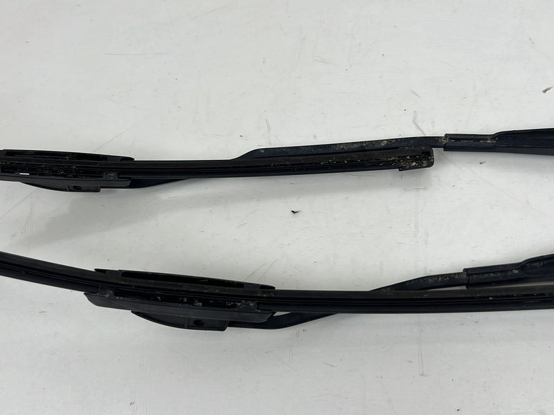 2004-2007 Volvo S60R V70R Front Left & Right Windshield Wiper Arm Pair OEM #5820EM
