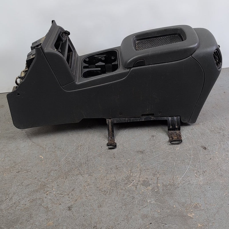2003-2006 Chevy Tahoe Suburban Center Console Assembly Black OEM Rear Audio