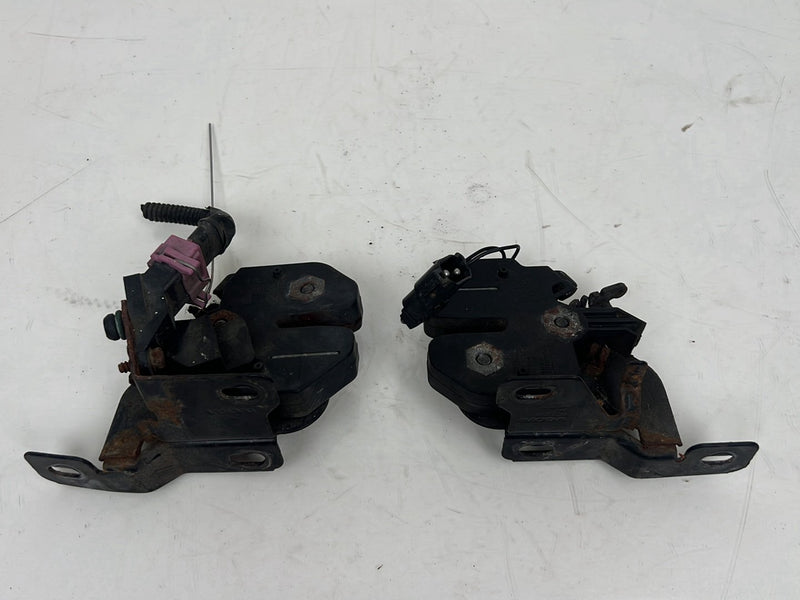 1998-2000 Volvo V70 S70 Right Left Engine Bonnet Hood Lock Latch Pair OEM