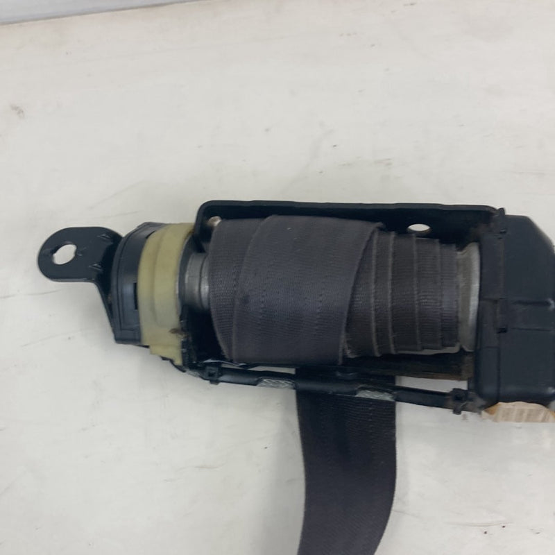 1998-2000 Volvo V70 S70 Front Driver Left Seat Belt Retractor OEM #5178M