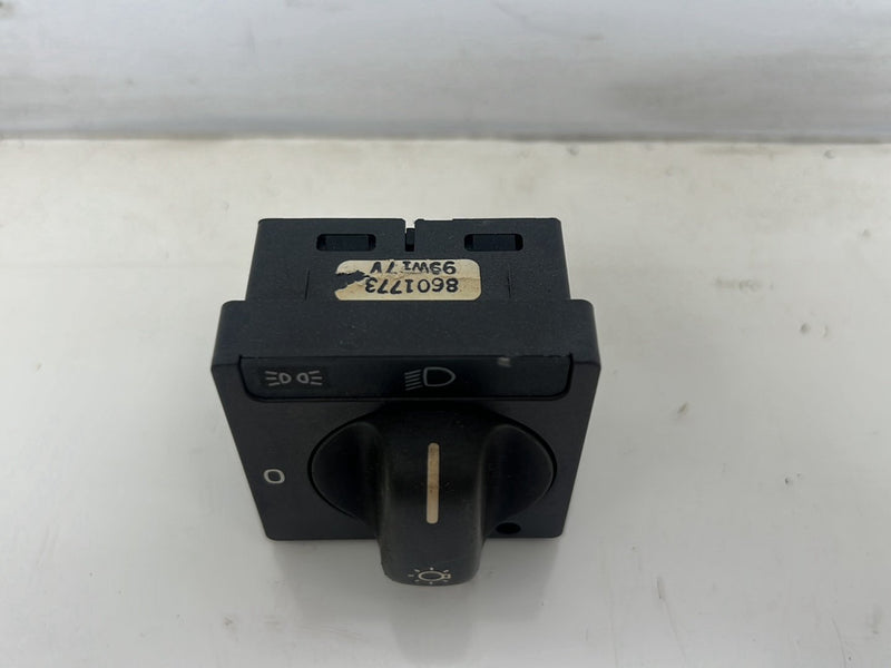 1998-2000 Volvo V70 S70 Dash Headlight Lamp Switch 8601773 OEM