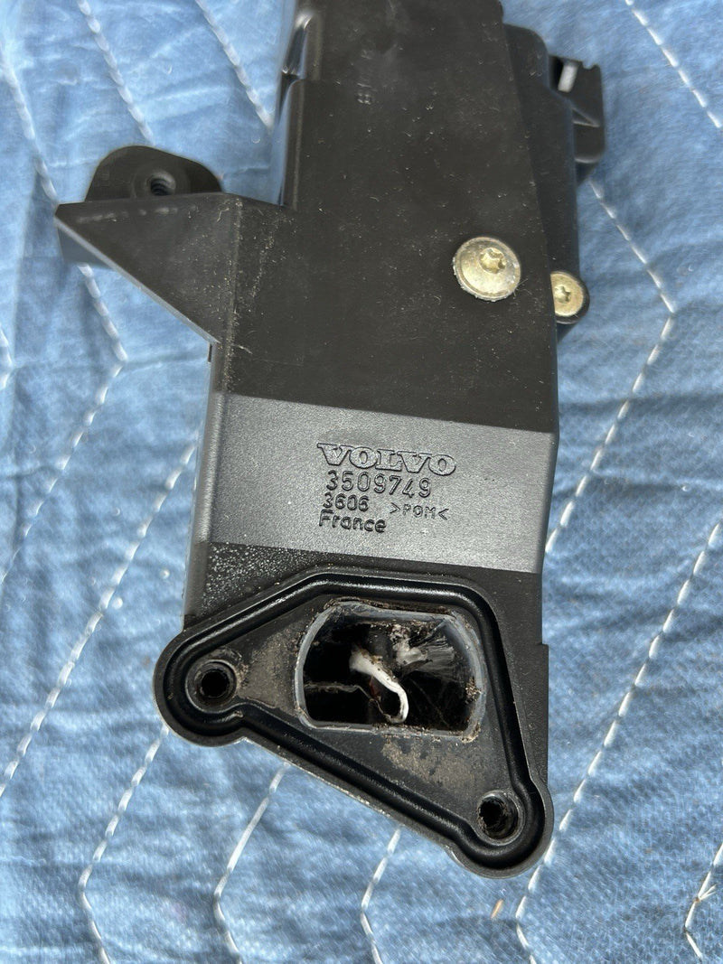 1993-1997 Volvo 850 850R Gas Fuel Door Lock Actuator Release 3509749 OEM #4472E