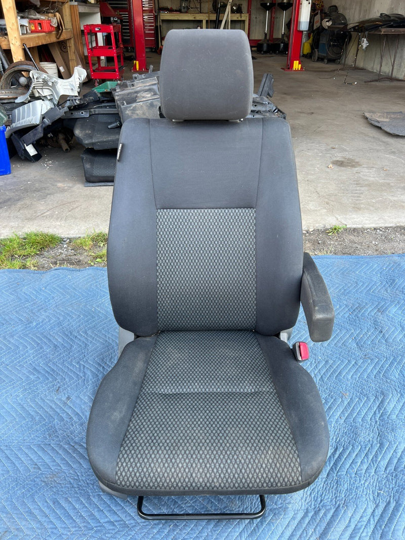 2010-2013 Suzuki SX4 Hatchback Passenger RH Front Bucket Seat Cloth OEM #1259CN