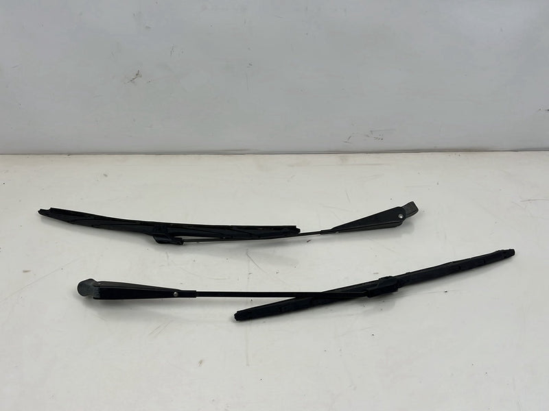 1975-1980 Volvo 244 240 Front Left & Right Wiper Arm Pair OEM #5285EM