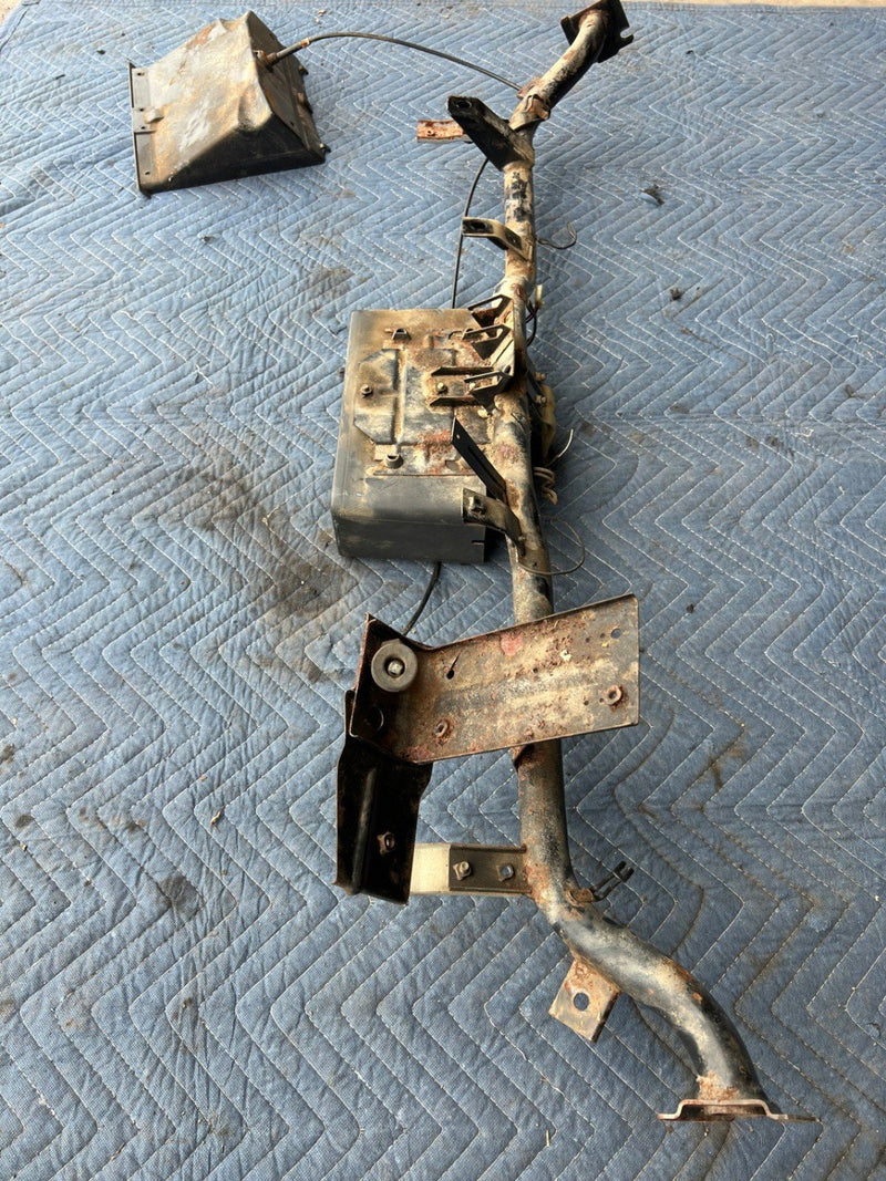1985-1988 Suzuki Samurai SJ413 Dashboard Brace Assembly Hood Release 72310-83022