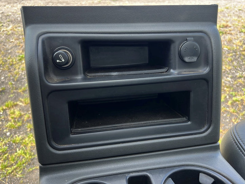 1999-2006 Chevrolet Silverado Front Seat Gray Leather Center Console OEM #5615EM