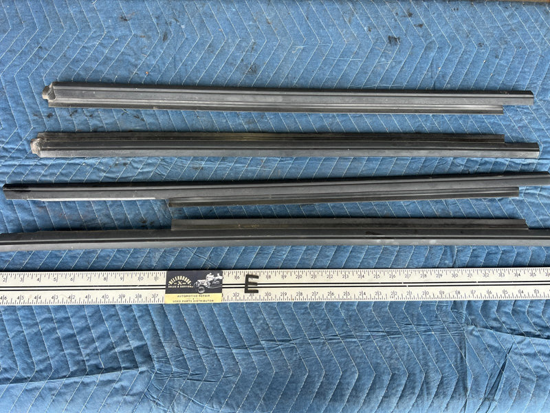 1989-1995 Volvo 740 940 Sedan LH RH Front Rear Window Seal Set of 4 OEM #3747EM