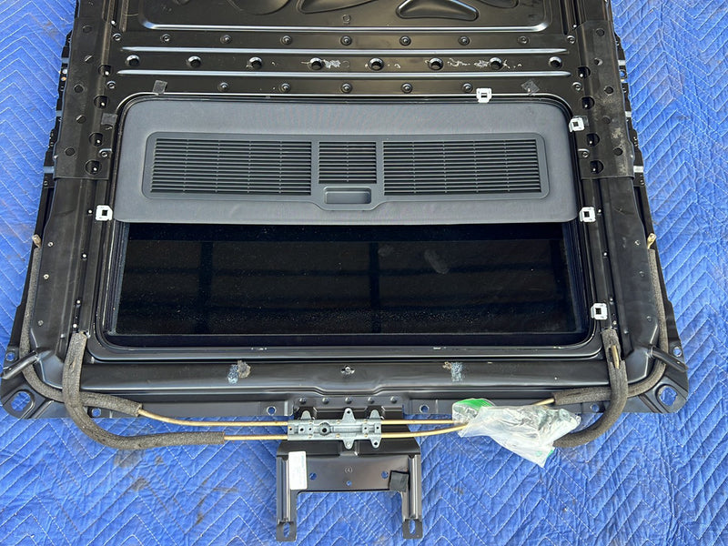 1996-2003 Audi S8 D2 A8 Black Sunroof Assembly w/ Glass 4D0877041 OEM #6429EM