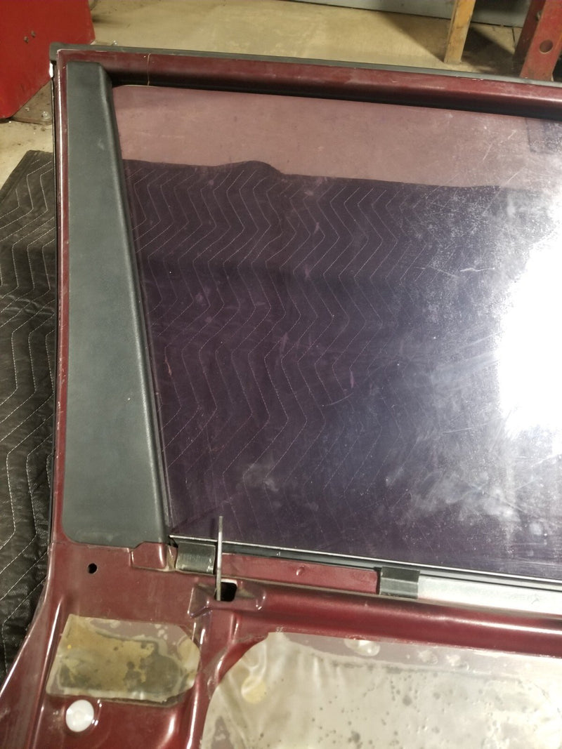 1984-93 BMW E30 318i 325i Front Driver Left LH Burgundy Door Panel OEM #CN602