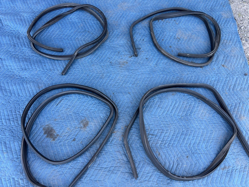 1985-1992 Volkswagen Golf Door Seal Set of 4 Gasket OEM