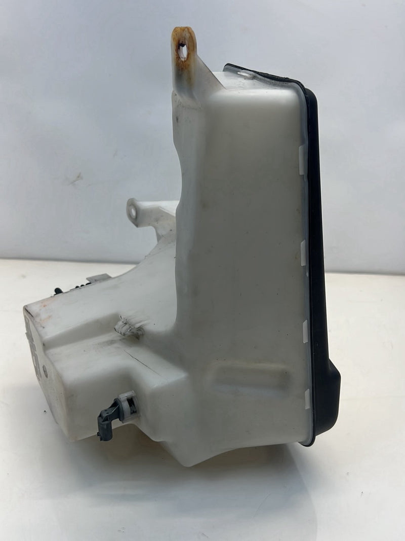 2006 BMW X5 E53 - Windshield Washer Reservoir PN: 61678252738