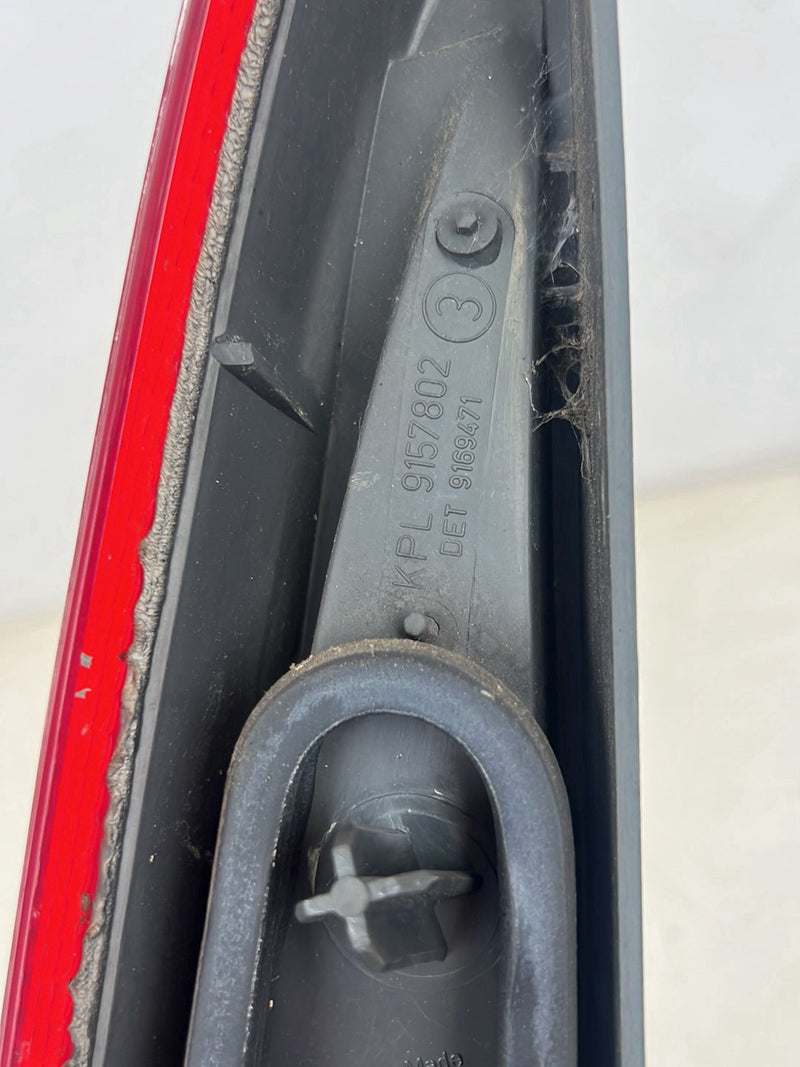 1998-2000 Volvo V70 S70 Upper Lower Tail Light Lamp Assembly Full Set OEM