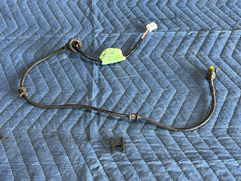 1998-2003 Jaguar XJR XJ X308 Rear Right ABS Wheel Speed Sensor LNC3425E #4779E
