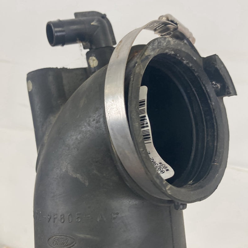 2002-2005 Lincoln Town Car Signature Air Intake Tube 3W7U-9F805-AF OEM #5136M