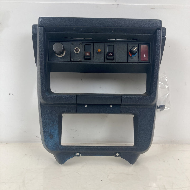 1981-1985 Volvo 240 245 Center Dash Trim Defrost Switch 1342620 OEM