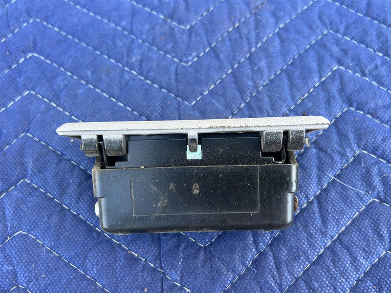 1995-1998 Chevrolet Silverado GMC Sierra Ash Tray Storage 15955520 OEM #5130EM